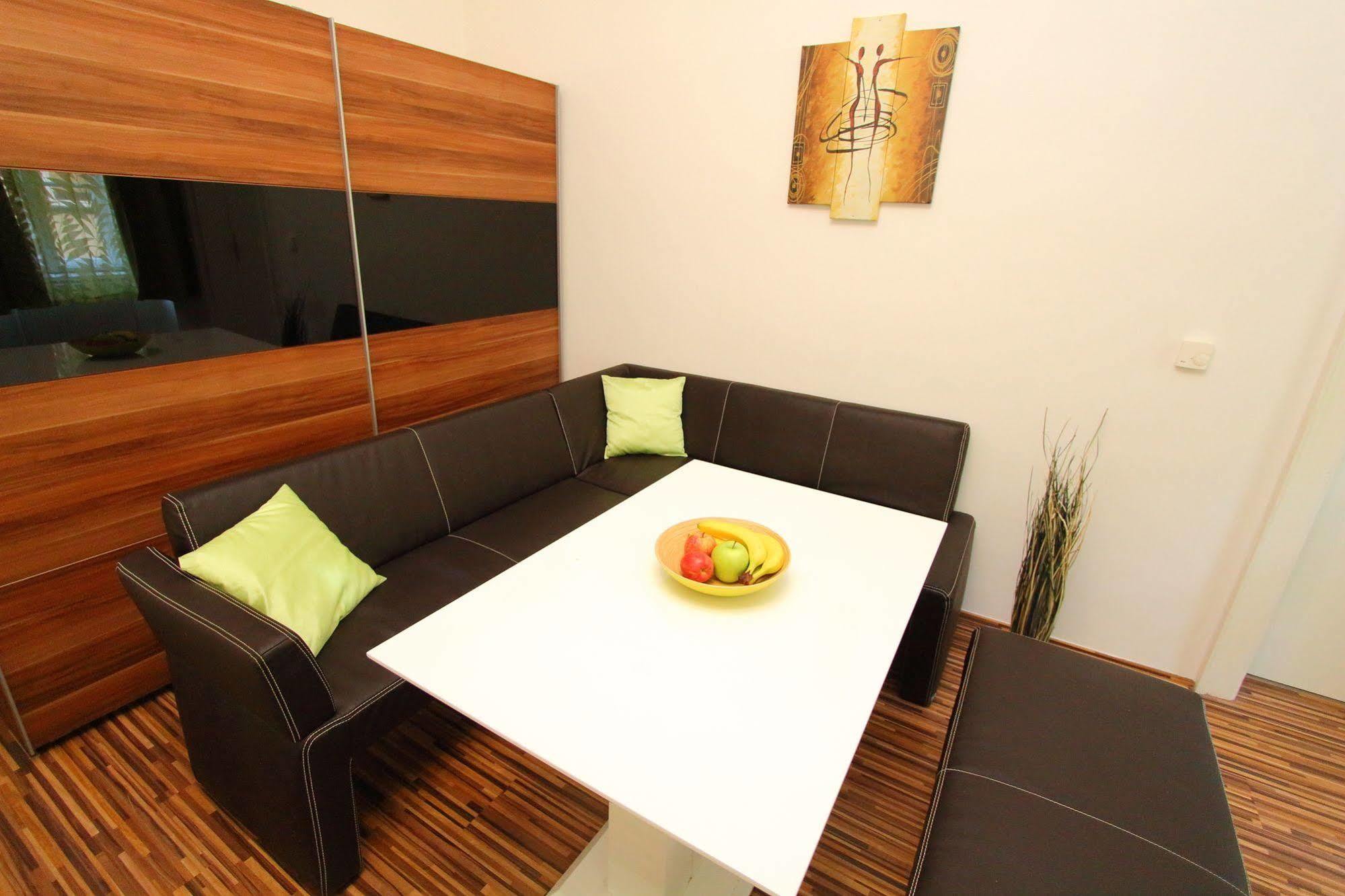 Apartment Simmering เวียนนา ภายนอก รูปภาพ