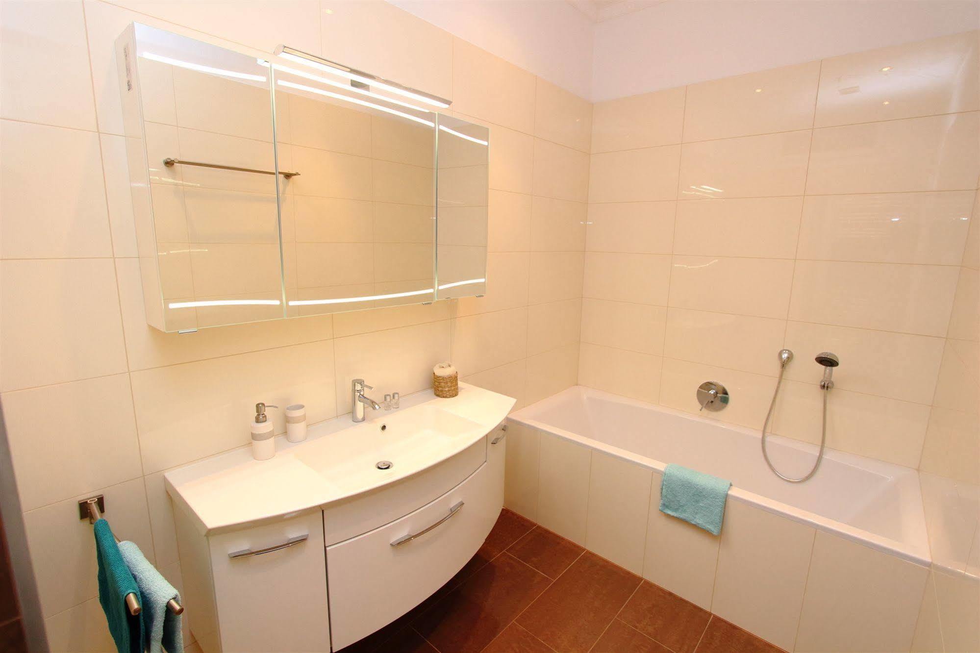 Apartment Simmering เวียนนา ภายนอก รูปภาพ
