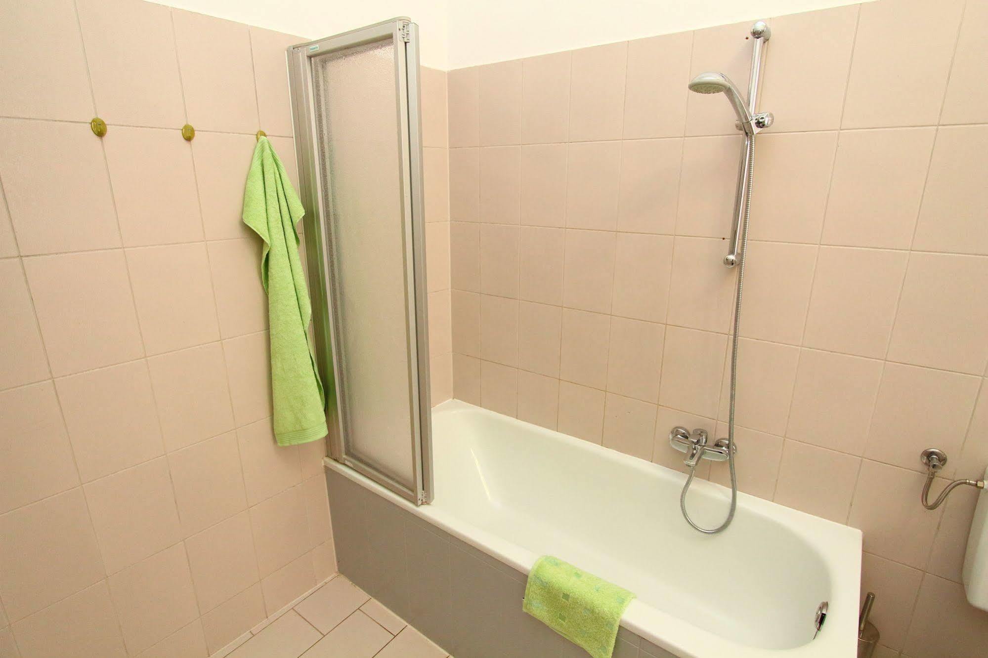 Apartment Simmering เวียนนา ภายนอก รูปภาพ